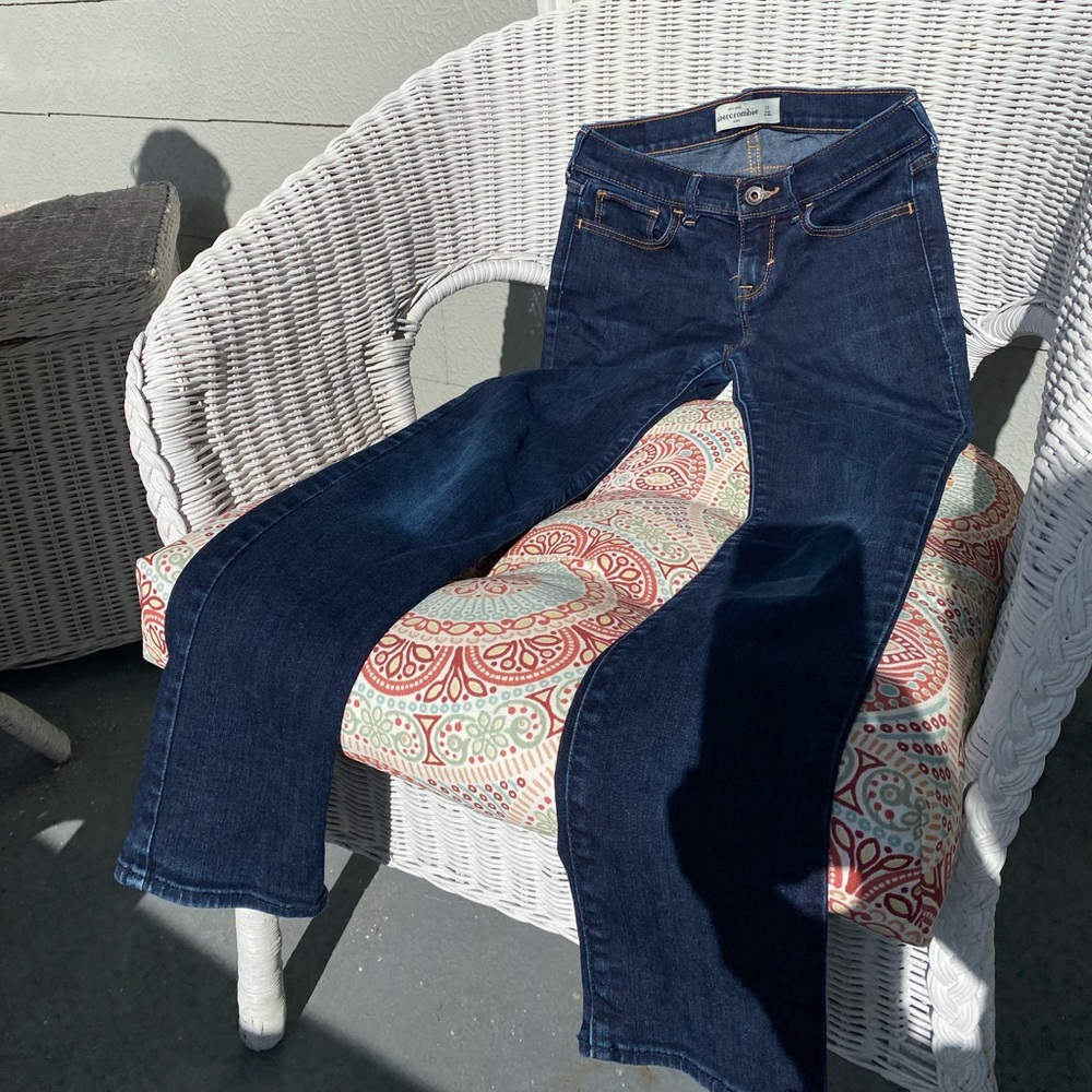 Abercrombie Kids size 14. Excellent preowned condition.